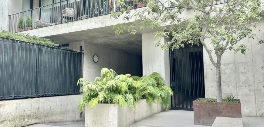 Se alquila moderno departamento estilo minimalista frente al Parque El Olivar